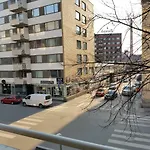 شقة Spacious Downtown With Balcony Next To Restaurants تامبير