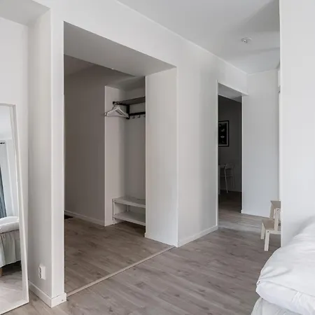 アパート Spacious Downtown With Balcony Next To Restaurants