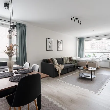 דירה Spacious Downtown With Balcony - Hosts 10 *