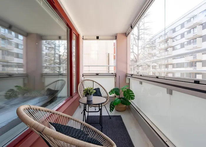Spacious Downtown With Balcony Next To Restaurants アパート *